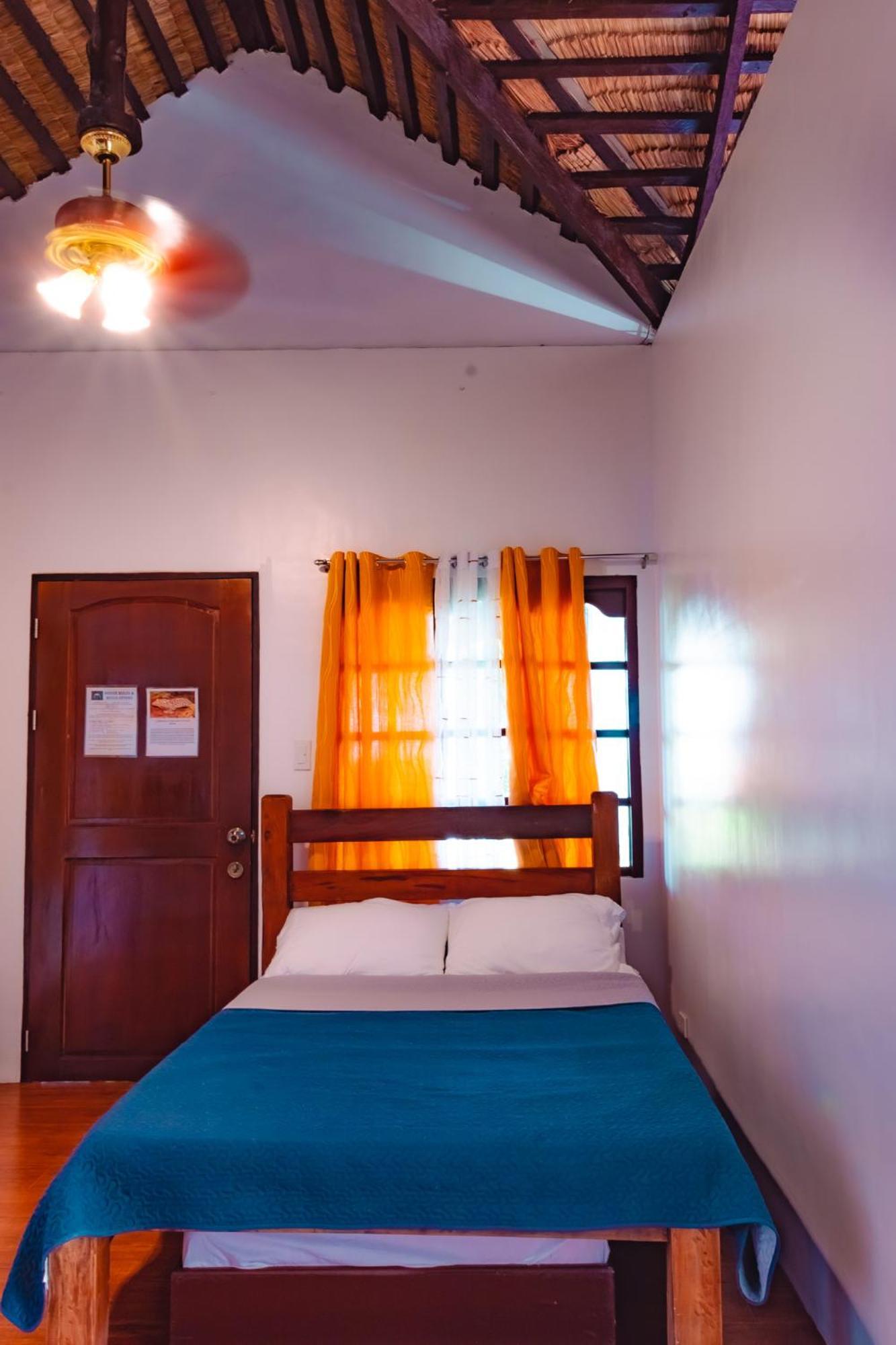 Marqis Sunrise Sunset Resort And Spa Baclayon Room photo